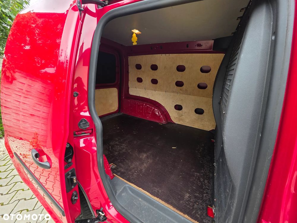 Volkswagen Caddy - 6