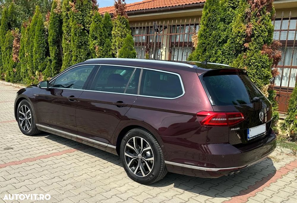 Volkswagen Passat 2.0 TDI DSG 4Motion R Executive - 31