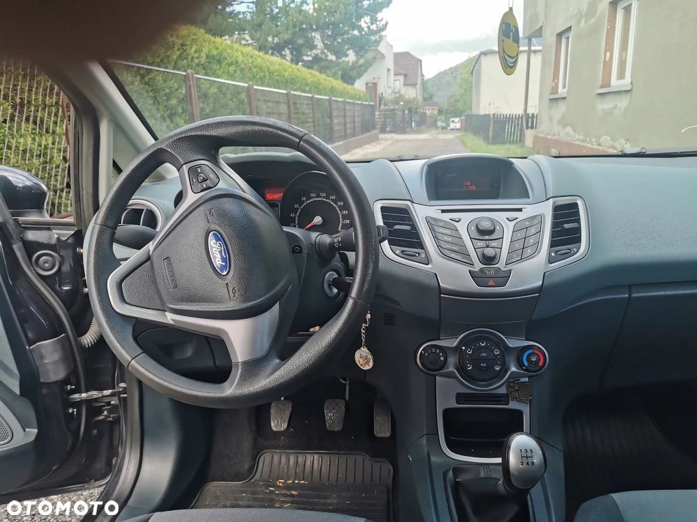 Ford Fiesta 1.25 Trend - 14