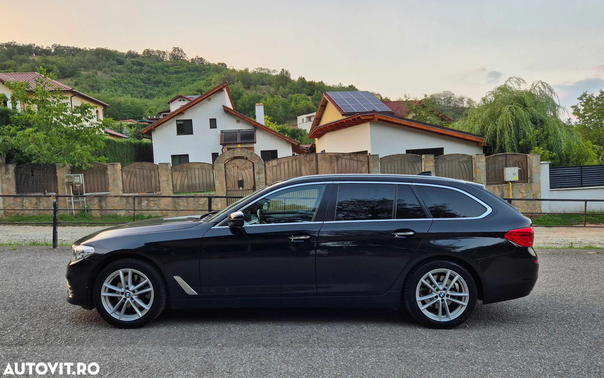 BMW Seria 5 520d Touring Aut. - 3