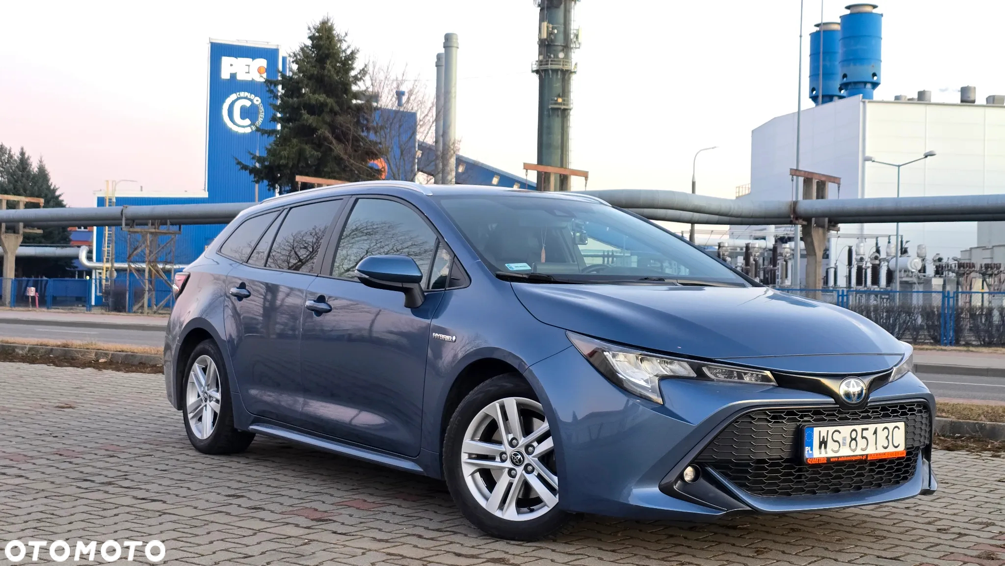 Toyota Corolla 2.0 Hybrid Comfort - 11