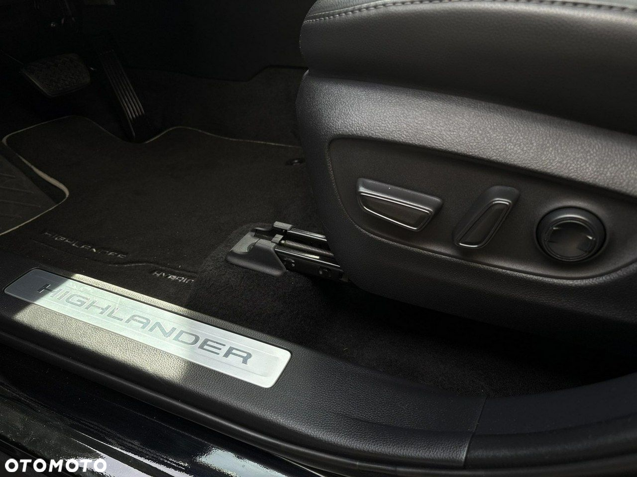 Toyota Highlander - 23