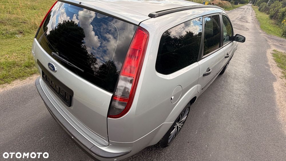 Ford Focus 1.6 Comfort - 18