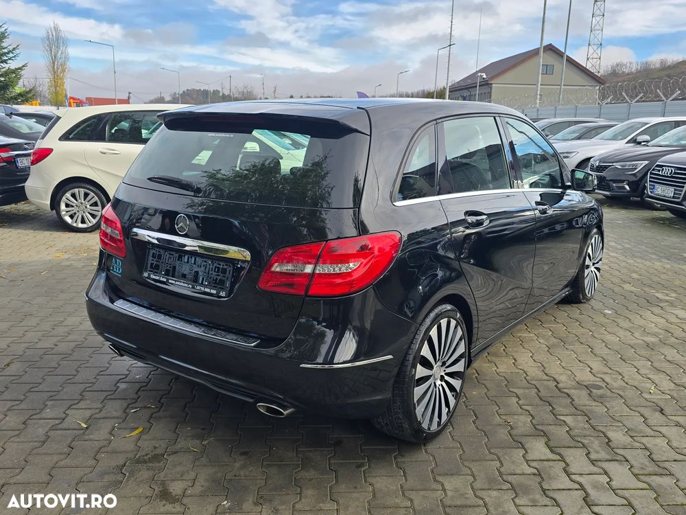 Mercedes-Benz B 200 CDI (BlueEFFICIENCY) 7G-DCT - 4