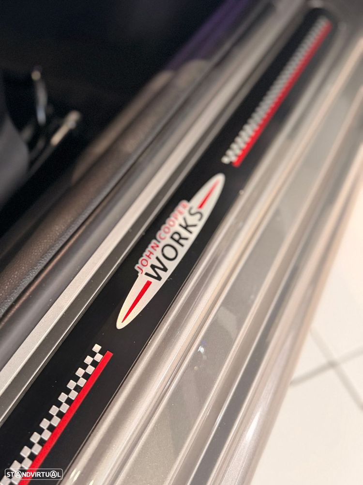 MINI Cabrio Cooper S Auto Desportiva - 52