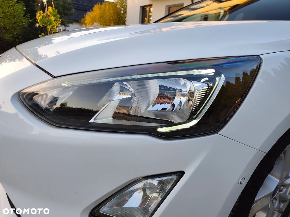Ford Focus - 24
