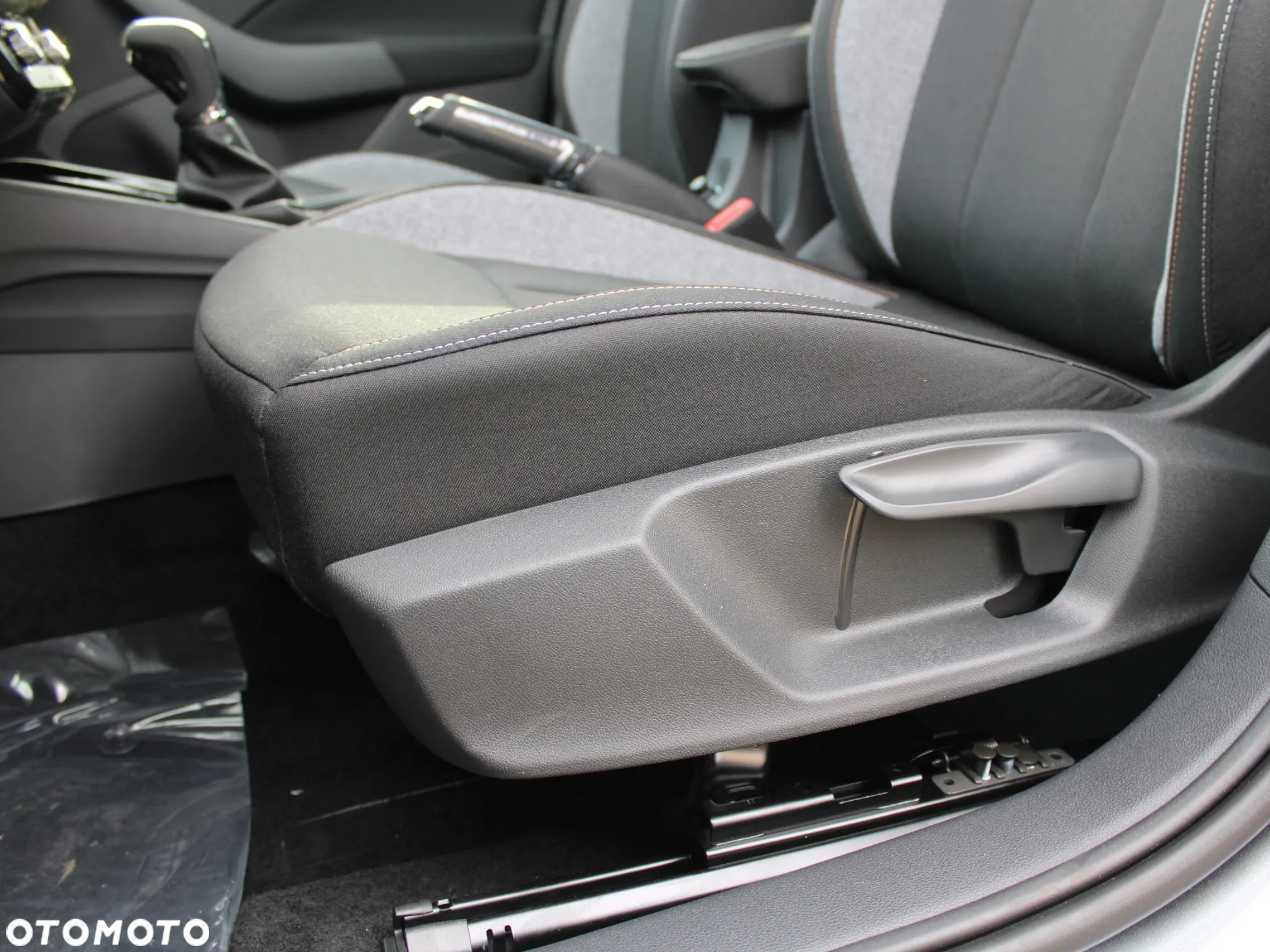 Skoda Kamiq 1.0 TSI Selection DSG - 19