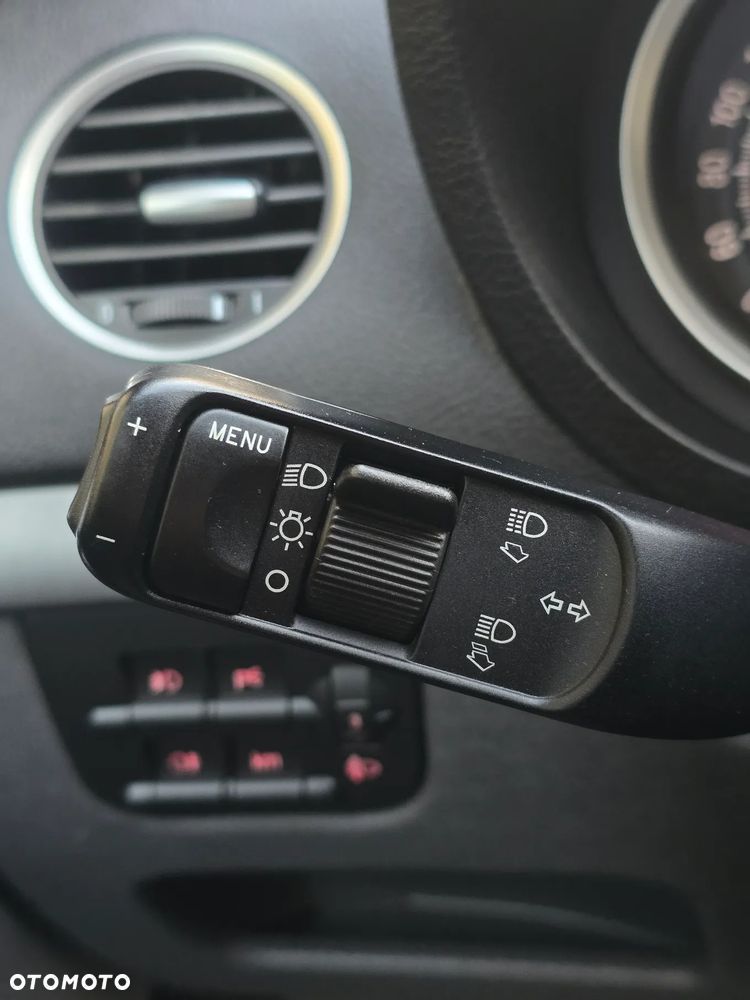 Alfa Romeo Brera 2.2JTS Sky View - 32