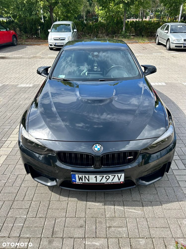 BMW M4 - 5