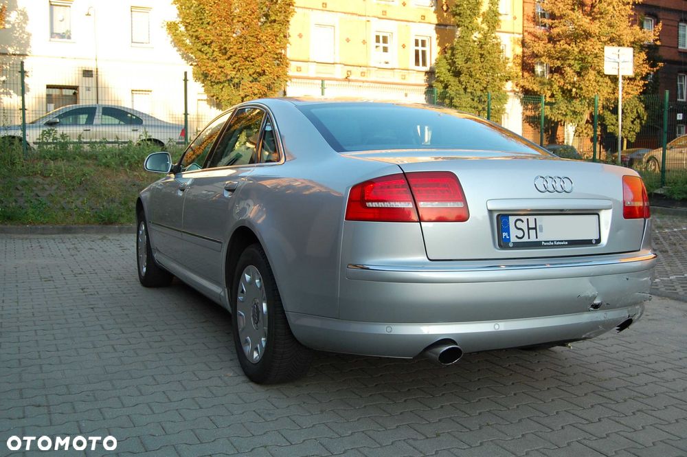 Audi A8 - 5