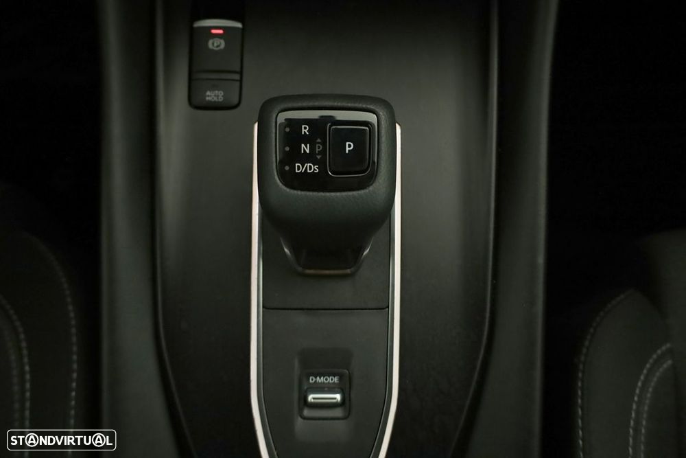 Nissan Qashqai 1.3 DIG-T N-Connecta LED Xtronic - 15