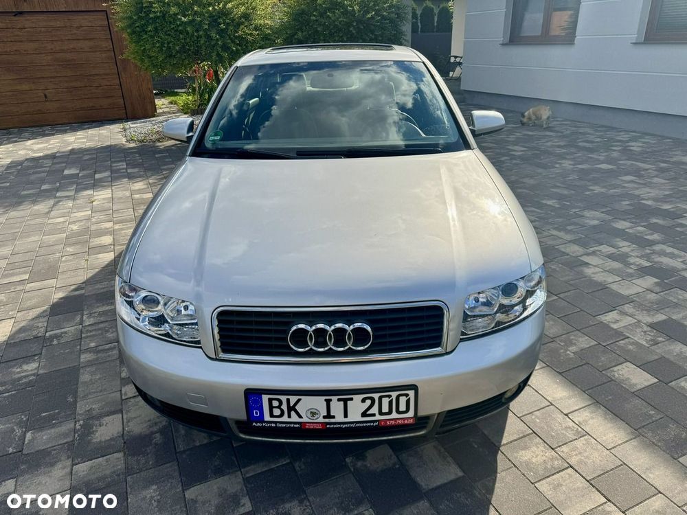 Audi A4 Limousine - 21