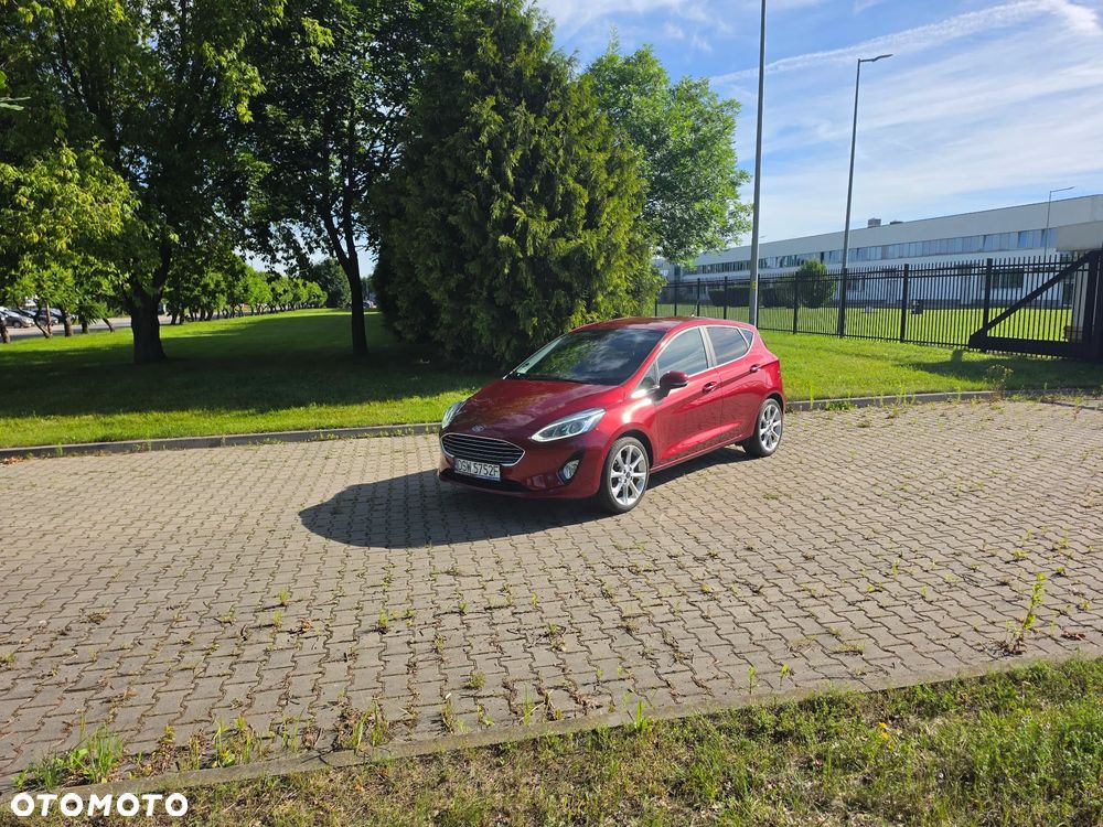 Ford Fiesta 1.0 EcoBoost S&S TITANIUM - 24