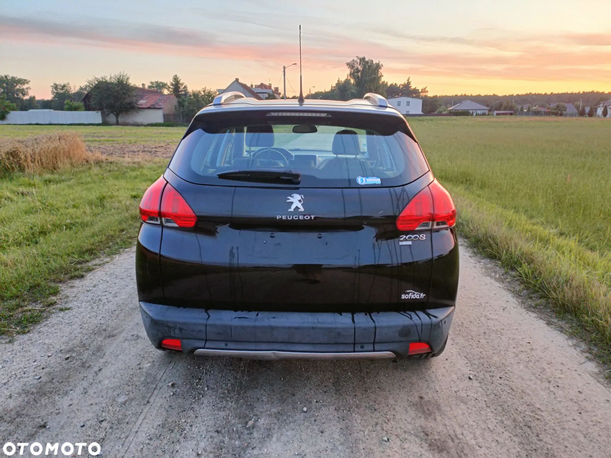 Peugeot 2008 - 9