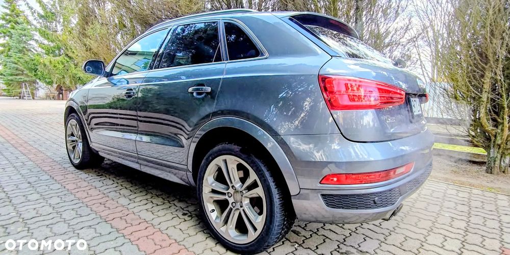 Audi Q3 2.0 TFSI Quattro S tronic design - 11