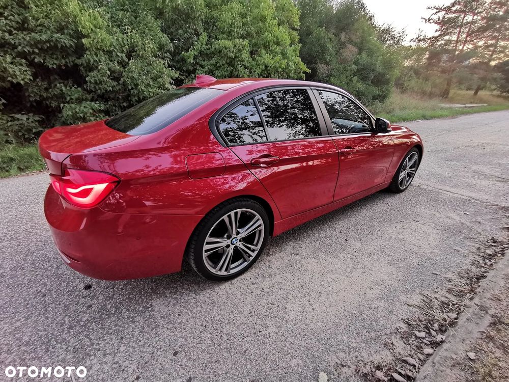 BMW Seria 3 320i - 1