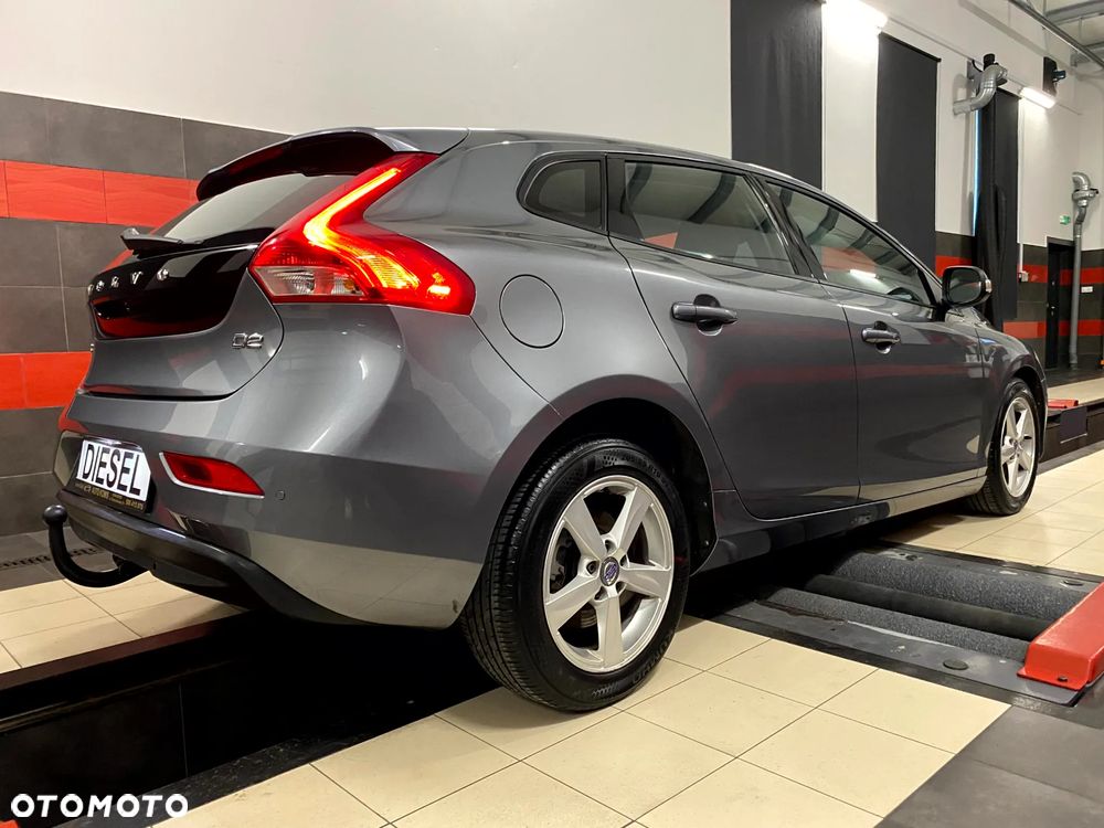 Volvo V40 D2 Powershift Summum - 8