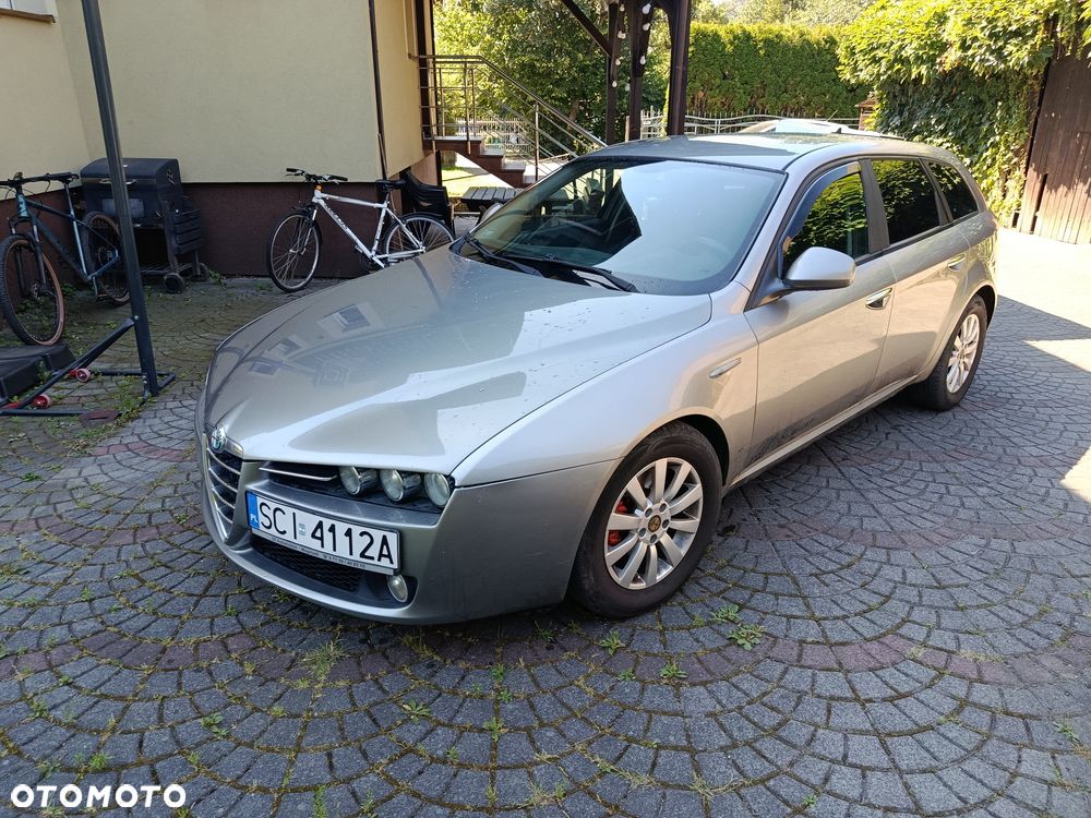 Alfa Romeo 159 - 2
