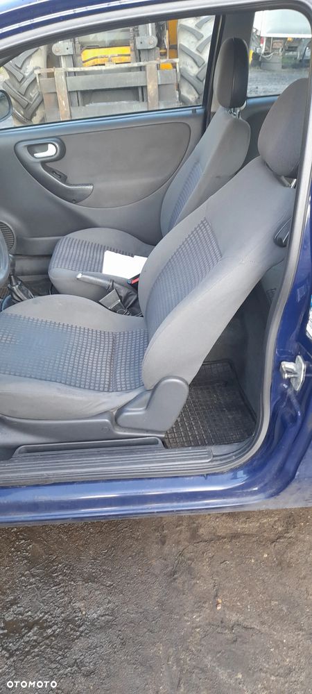 corsa c fotel lewy  3d - 1