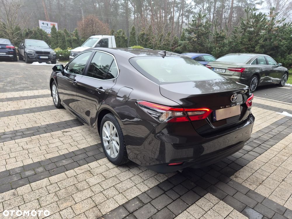 Toyota Camry 2.5 Hybrid Comfort CVT - 18