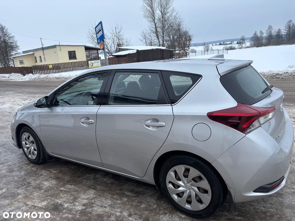 Toyota Auris 1.6 Comfort - 4