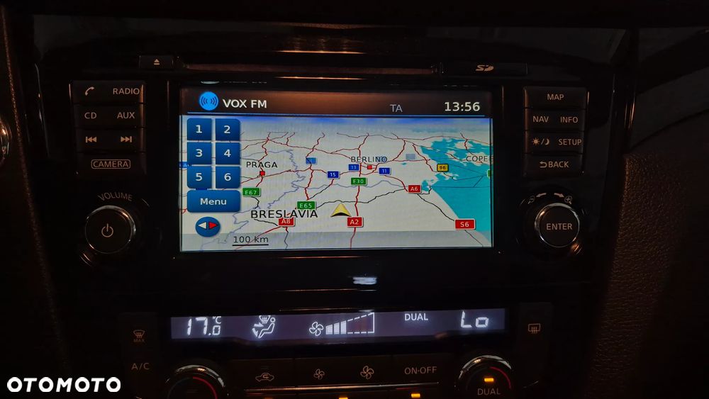 Nissan Qashqai 1.6 dCi N-Connecta - 21