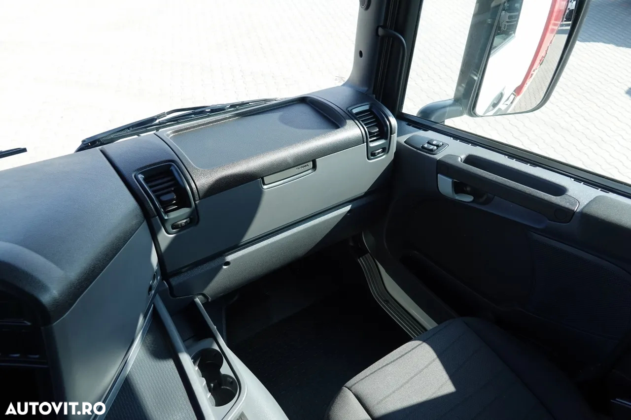 Scania G 320 / 6x2 / Curtainsider - 9 M / + LIFTARE / AXIE DE RIFATARE - 33