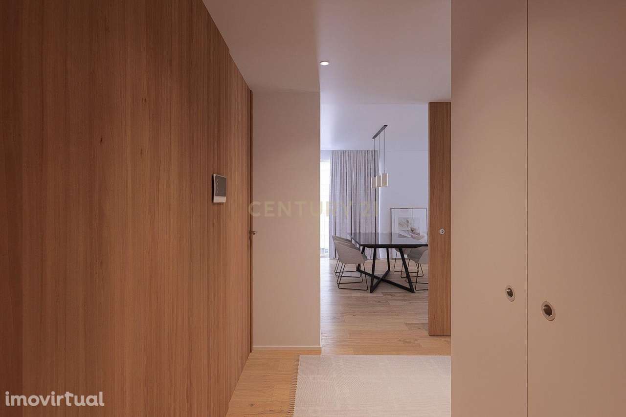 Condomínio do Sobreiro | T3 com 135m2 em Matosinhos, Senhora da Hora, - Grande imagem: 3/34