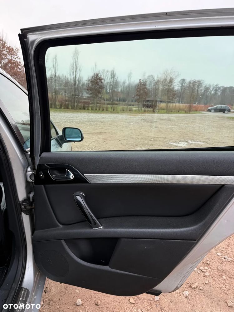 Peugeot 407 HDi 135 Automatik Business Line - 10