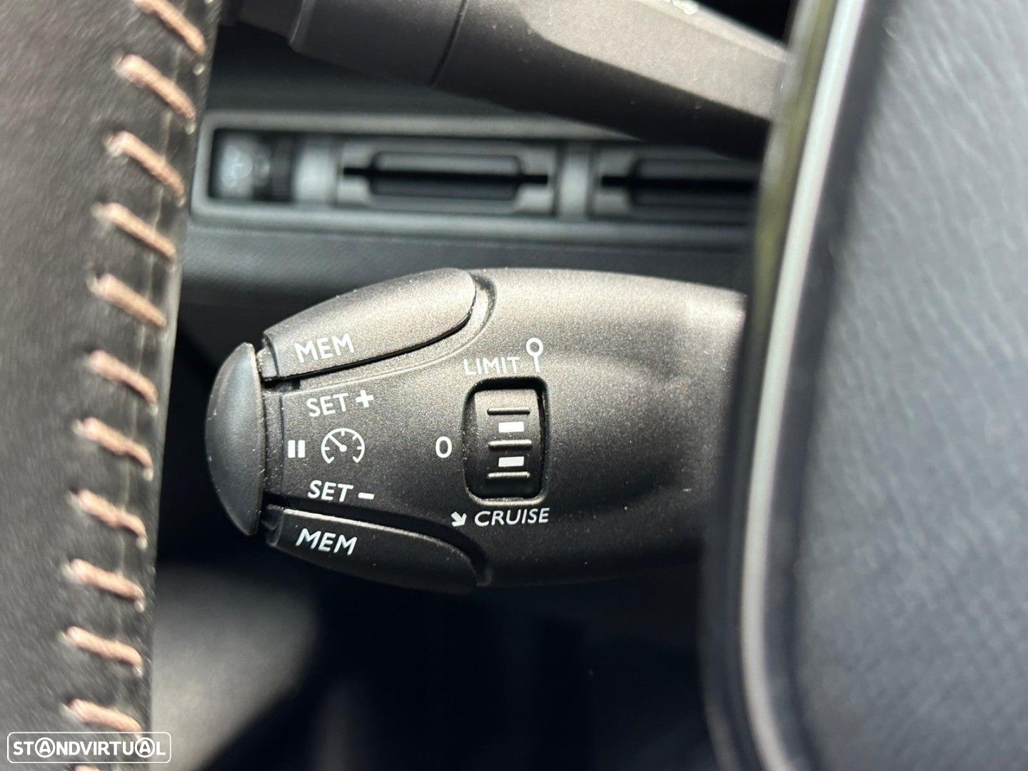 Peugeot 3008 1.5 BlueHDi Active - 36