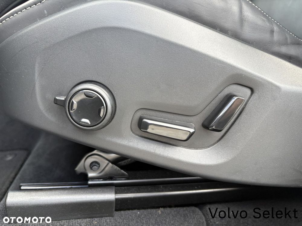 Volvo XC 60 - 10