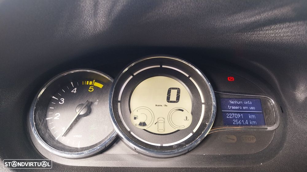 Renault Mégane Sport Tourer 1.5 dCi Dynamique S SS - 7