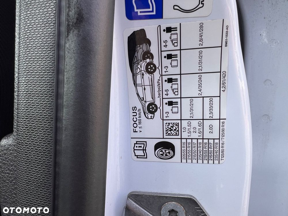 Ford Focus 1.0 EcoBoost Edition - 10