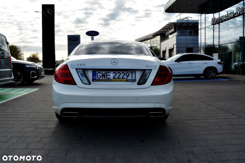 Mercedes-Benz CL 500 4Matic (BlueEFFICIENCY) 7G-TRONIC - 29