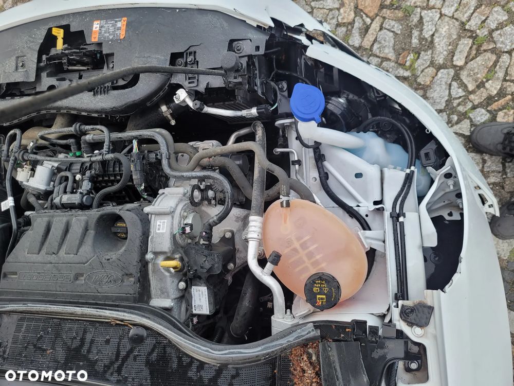 Ford Fiesta 1.0 EcoBoost S&S COOL&CONNECT - 37
