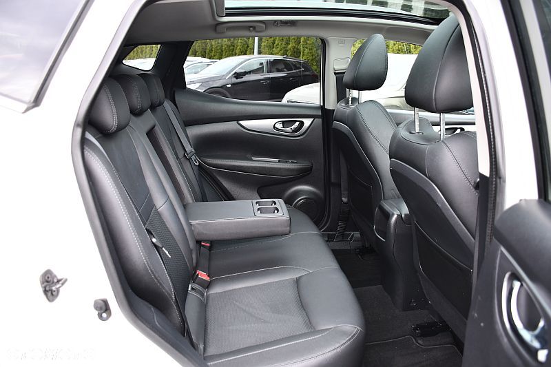 Nissan Qashqai 1.5 dCi Tekna EU6 - 24