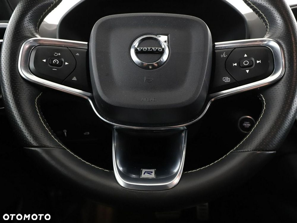 Volvo XC 40 T5 AWD R-Design - 22