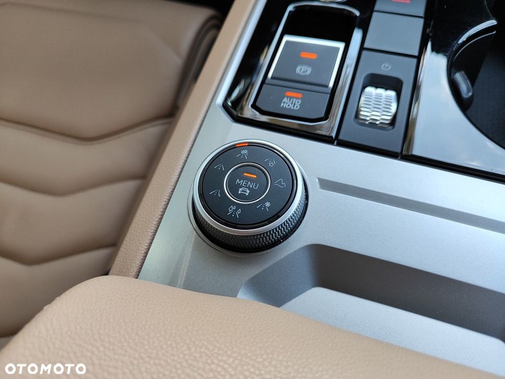 Volkswagen Touareg 3.0 V6 TDI SCR 4Mot - 23