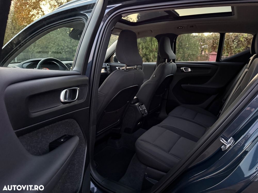 Volvo XC 40 T2 Momentum Pro - 19