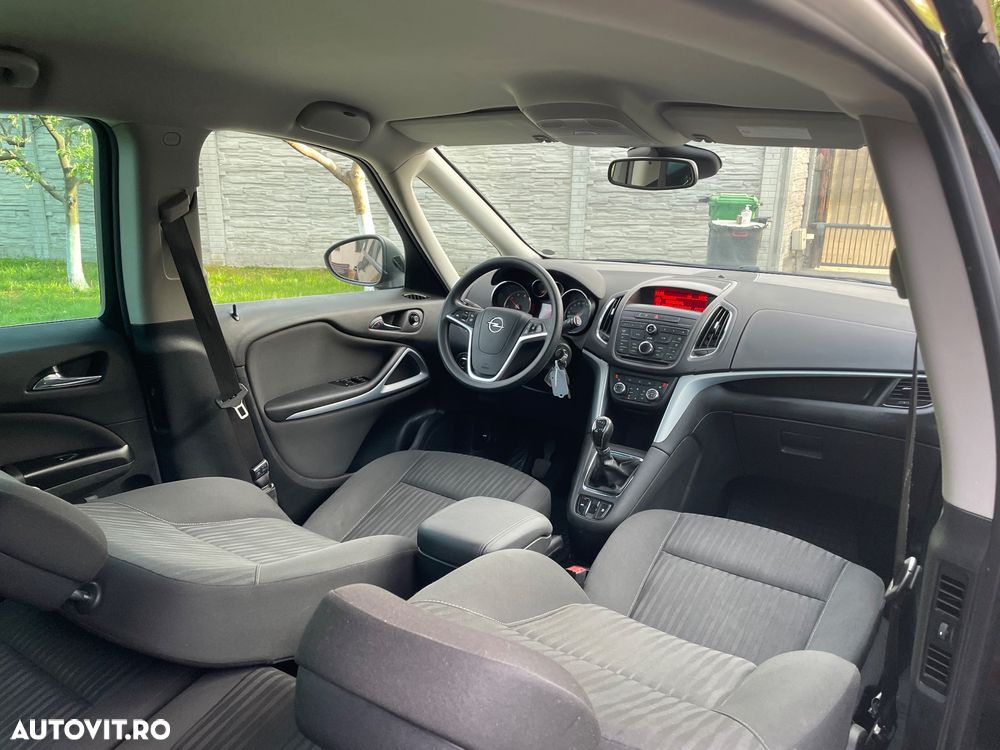 Opel Zafira - 21