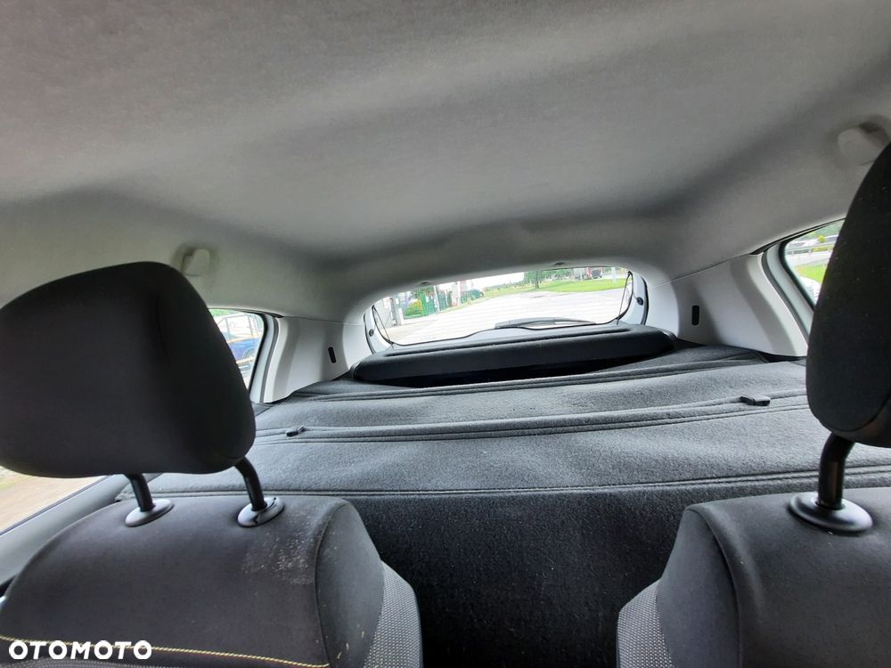 Citroën C3 1.2 PureTech Feel - 23