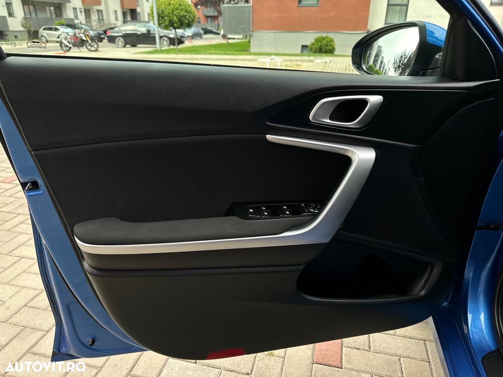 Kia Ceed 1.4 Vision - 14