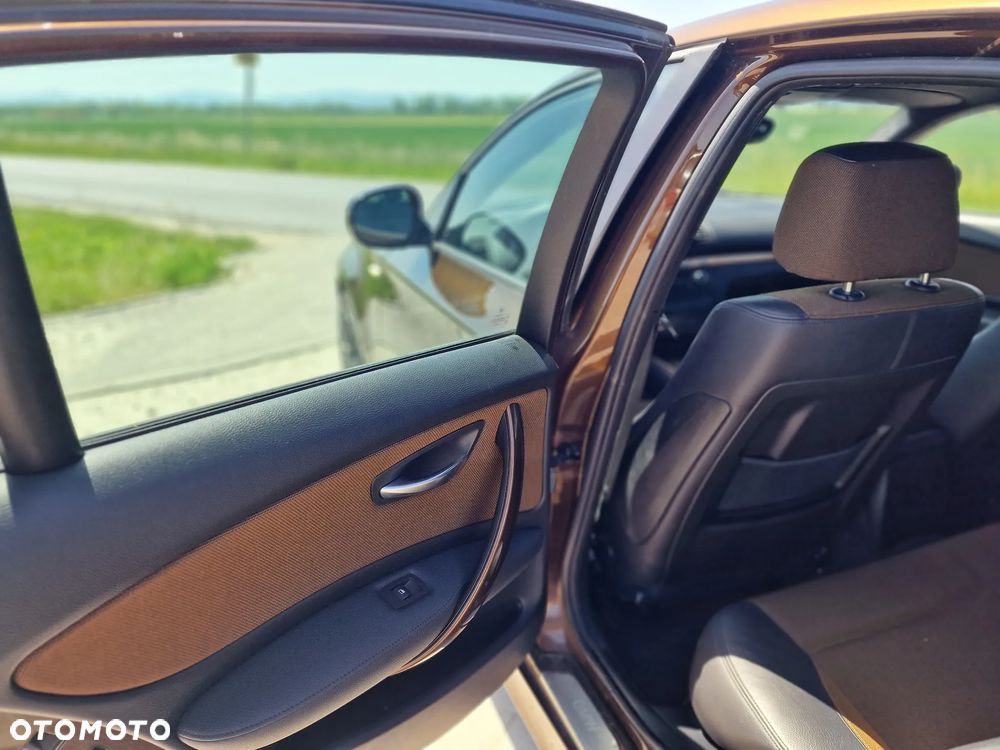 BMW Seria 1 120d - 18