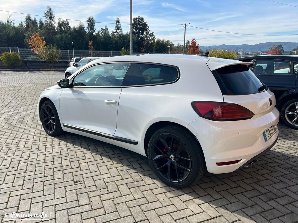 VW Scirocco 2.0 TDI Sport DSG - 9