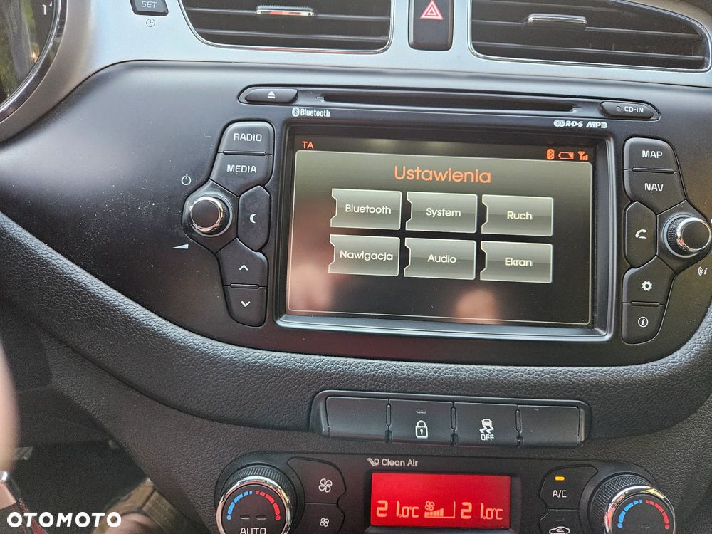 Kia Ceed 1.4 L - 19