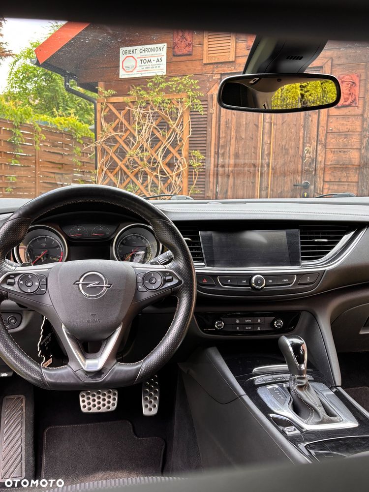 Opel Insignia - 10
