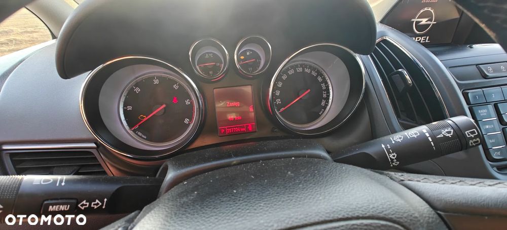 Opel Zafira 2.0 CDTI Cosmo - 8