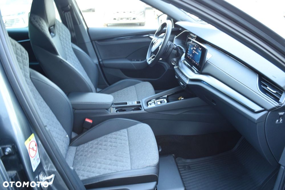 Skoda Octavia 1.5 TSI mHEV Sportline DSG - 36