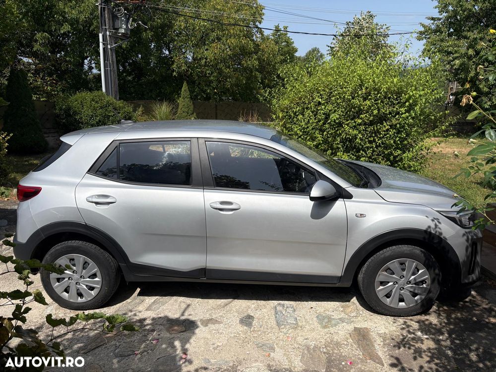 Kia Stonic 1.2 MPI 5MT Urban - 2
