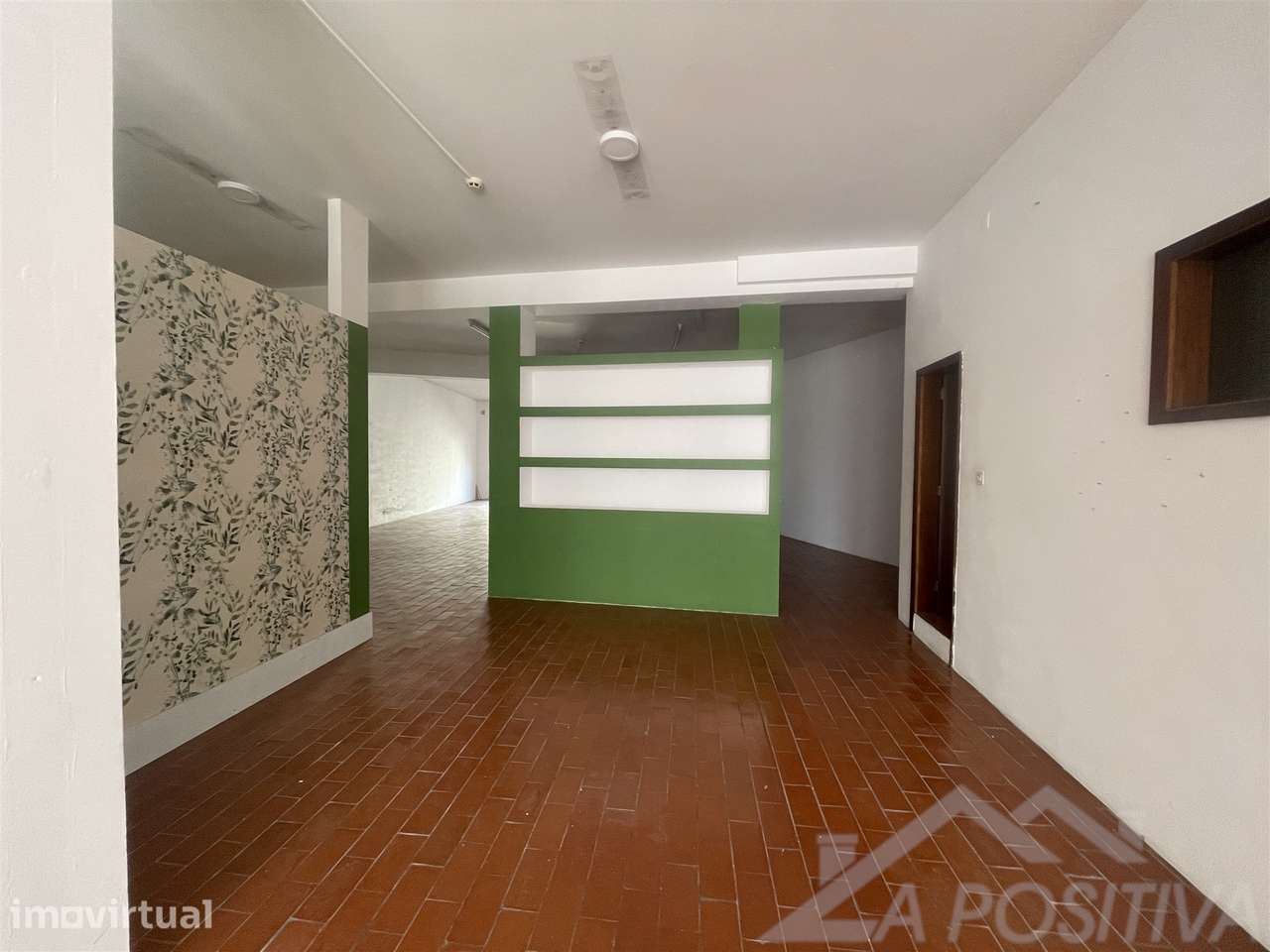 Loja  Venda em Oliveira de Azeméis, Santiago de Riba-Ul, Ul, Macinhata - Grande imagem: 3/10